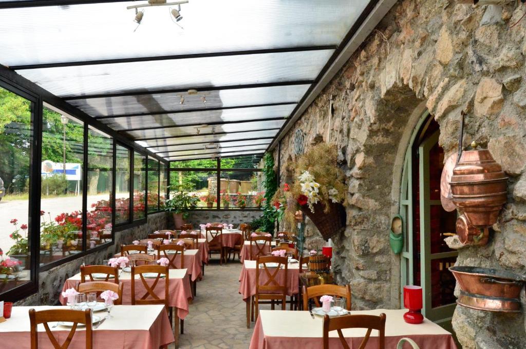 La Morvandelle Hotel Montsauche-les-Settons Exterior foto
